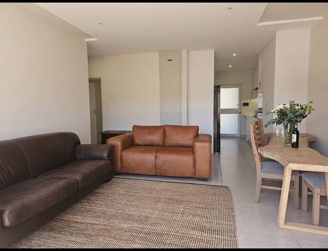 3 BEDROOM APARTMENT FOR SALE IN HARTENBOS CENTRAL
